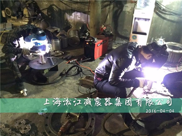 DN150不銹鋼波紋補償器