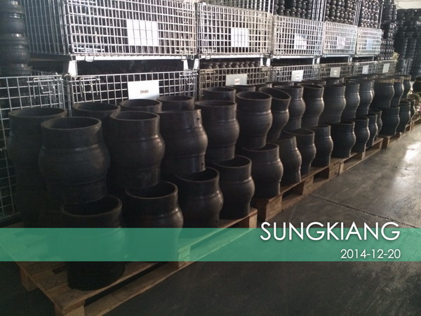 以下是2014年12月為：上海嘉閔高架JMB1-5標項目排水管配套的卡箍橡膠軟連接