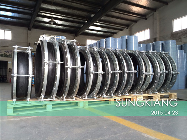 大口徑加固型橡膠軟連接加工過程 加固型橡膠接頭:橡膠接頭加裝加固裝置教程!