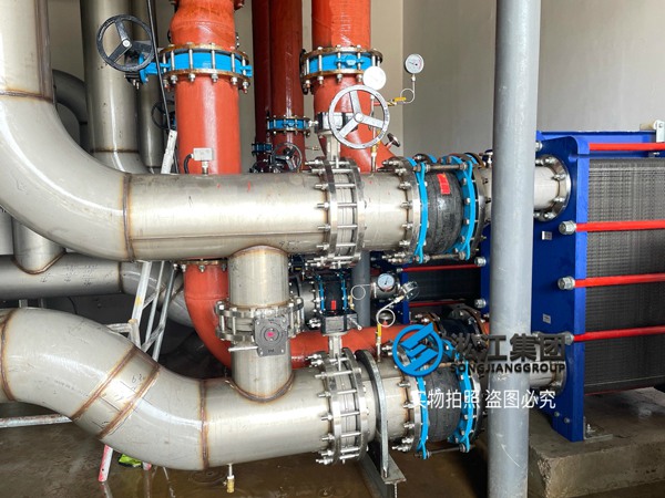 ND1000pn10的法蘭橡膠軟接頭,碳鋼法蘭三元乙丙橡膠 ND1000pn10的法蘭橡膠軟接頭,碳鋼法蘭三元乙丙橡膠